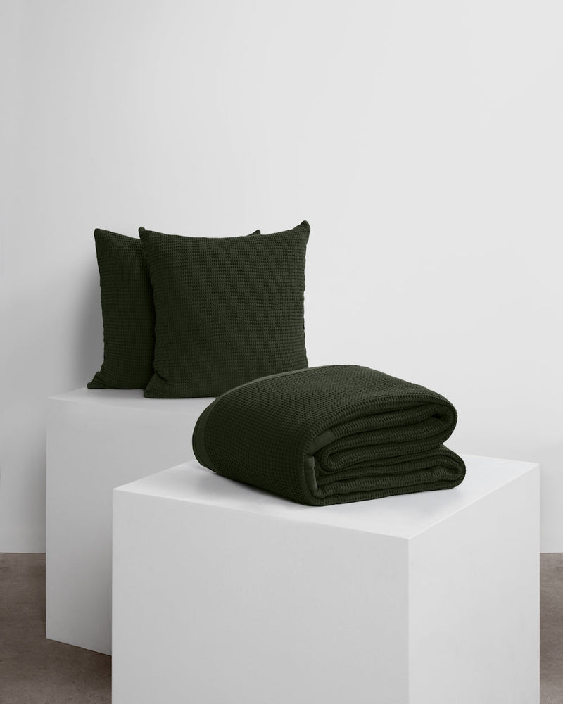 White & Dark Green Luxe Set