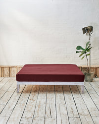 burgundy fitted sheet made of cotton